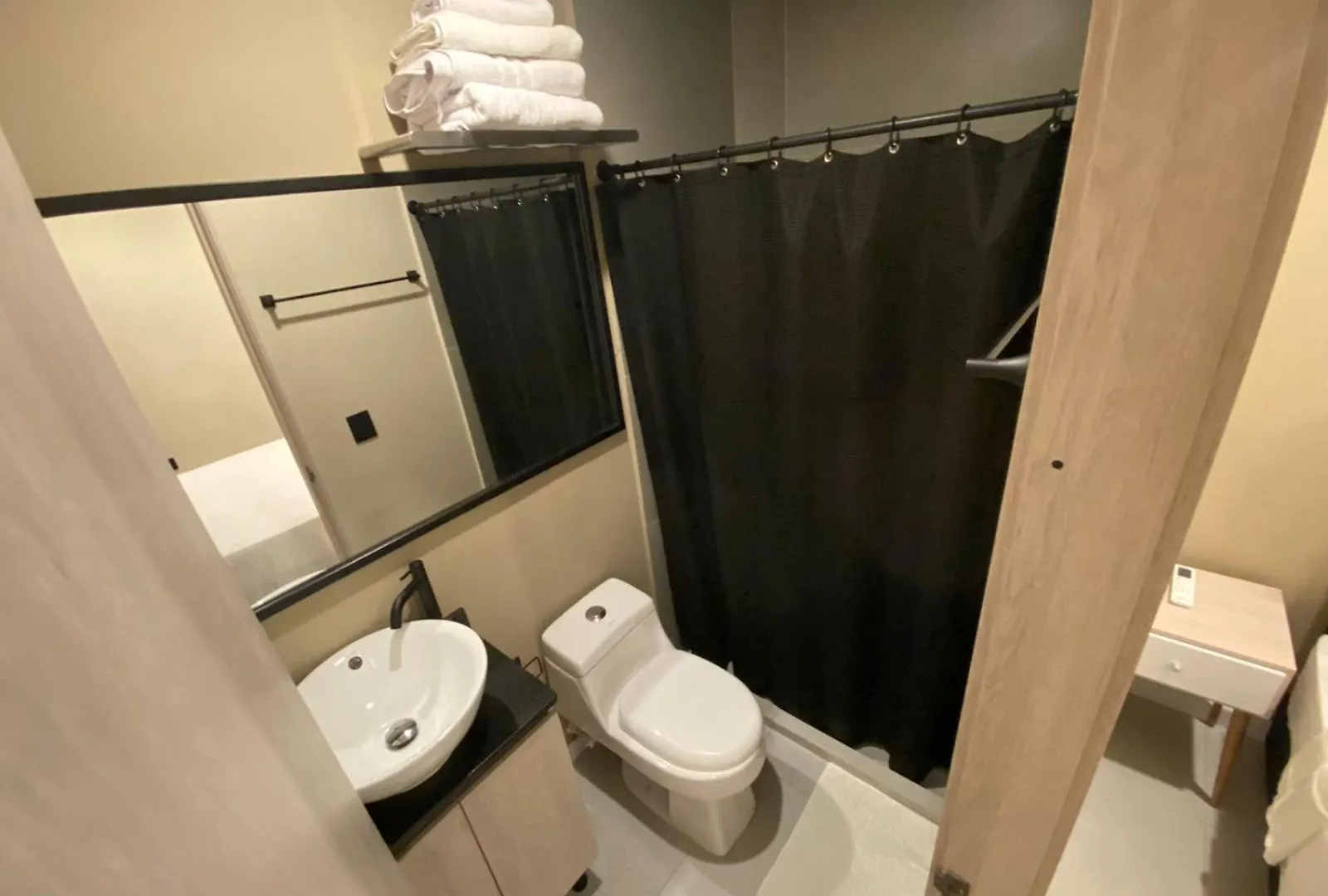 Hermoso Apartamento En El Poblado Medellin
